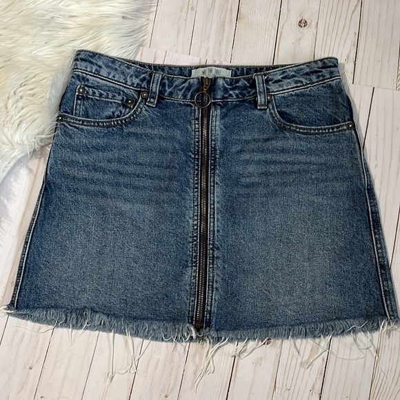 Free People We The Free Denim Skirt Size 27 - Picture 3 of 10